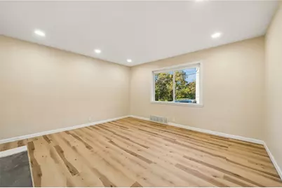 3942 Vinceton St, Pittsburgh, PA 15214 - Photo 5