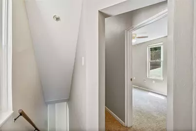 1231 Adon St, Pittsburgh, PA 15204 - Photo 13