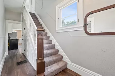 812 Ernie St, Elliott, PA 15220 - Photo 5