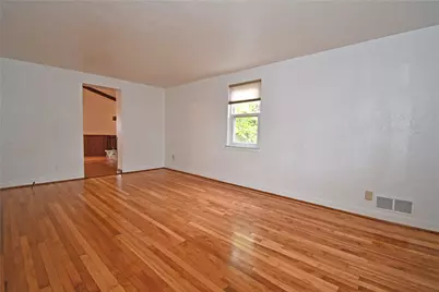 1568 Bellaire Pl, Pittsburgh, PA 15226 - Photo 5