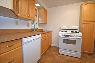 1568 Bellaire Pl, Pittsburgh, PA 15226 - Photo 11
