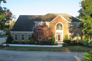752 Hickory Grade Rd, South Fayette, PA 15017 - Photo 1