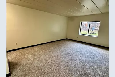210 Electric Ave #B3, East Pittsburgh, PA 15112 - Photo 3