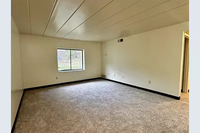 210 Electric Ave #B3, East Pittsburgh, PA 15112 - Photo 5