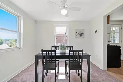 1042 Lindberg Ave, Pittsburgh, PA 15120 - Photo 9