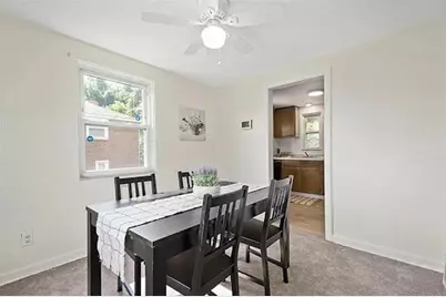 1042 Lindberg Ave, Pittsburgh, PA 15120 - Photo 11