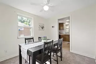 1042 Lindberg Ave, Pittsburgh, PA 15120 - Photo 11