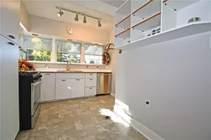 6412 Nicholson St, Pittsburgh, PA 15217 - Photo 13