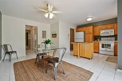 1818 Foxcroft Ln #805, Pittsburgh, PA 15101 - Photo 9