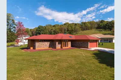 105 Warren, Marshall, PA 15086 - Photo 3
