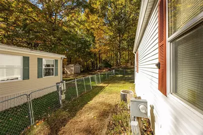 31 Emerald Dr, Pine Township, PA 16127 - Photo 9