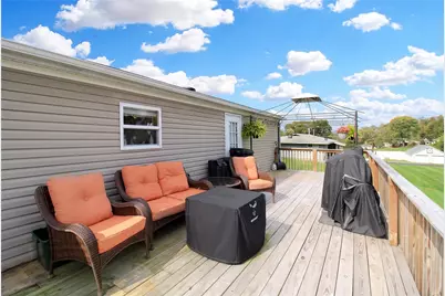 832 Fellsburg Rd, Rostraver, PA 15012 - Photo 5
