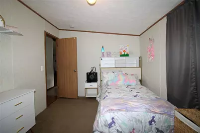 832 Fellsburg Rd, Rostraver, PA 15012 - Photo 19
