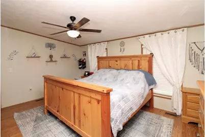 832 Fellsburg Rd, Rostraver, PA 15012 - Photo 17
