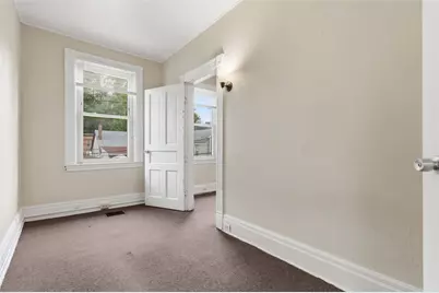 175 Lecky Ave, Woods Run, PA 15212 - Photo 17