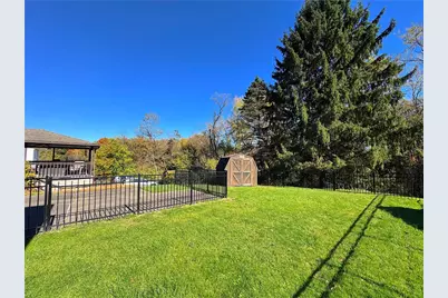 214 Maryellen Dr, North Versailles, PA 15137 - Photo 9