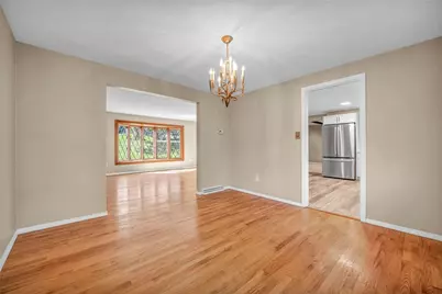 219 Main Entrance Dr, Pittsburgh, PA 15228 - Photo 11