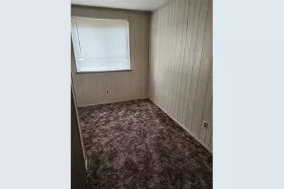 70-72 Ohio St, Stowe Township, PA 15136 - Photo 11