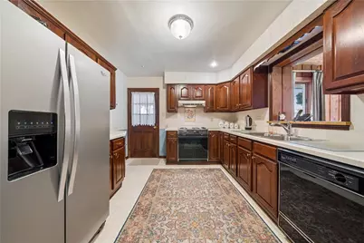 113 Mount Vernon Dr, McKeesport, PA 15135 - Photo 3