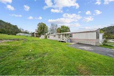 111 Yellow Pine Ln, New Stanton, PA 15672 - Photo 29