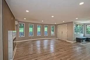 66 School St, Green Tree, PA 15220 - Photo 7