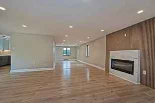 66 School St, Green Tree, PA 15220 - Photo 5