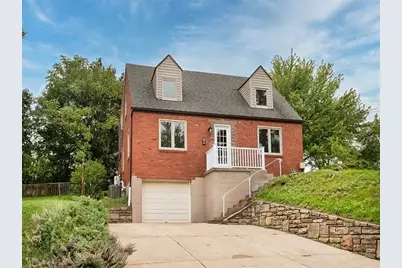 66 School St, Green Tree, PA 15220 - Photo 1