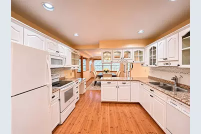 401 Linda Ln, Chartiers, PA 15342 - Photo 3