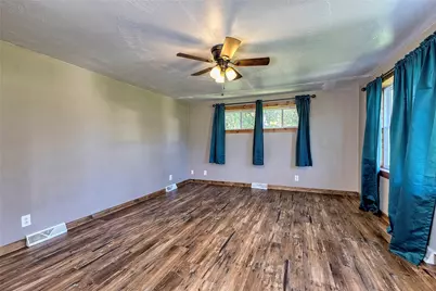 3862 State Route 31, Donegal, PA 15628 - Photo 15