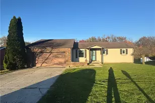 18 Cecil Dr, Dunbar Township, PA 15431 - Photo 1