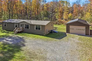 21 Clark St, Jackson Center Boro, PA 16133 - Photo 1