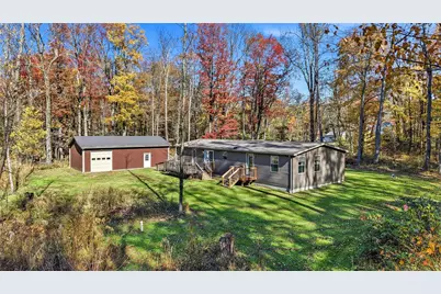 21 Clark Street, Jackson Center Boro, PA 16133 - Photo 3