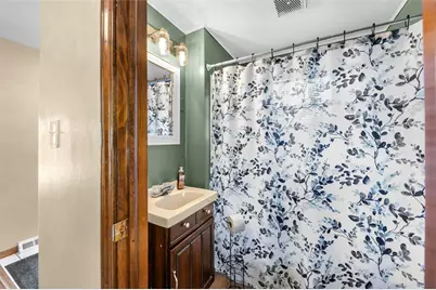 218 E Tacoma Ave, Latrobe, PA 15650 - Photo 17