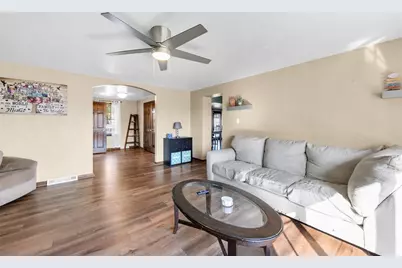 218 E Tacoma Ave, Latrobe, PA 15650 - Photo 13