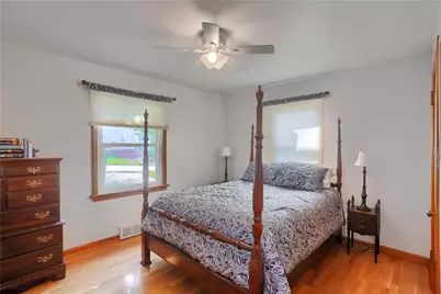 816 Aetna Dr, Ellwood City, PA 16117 - Photo 23
