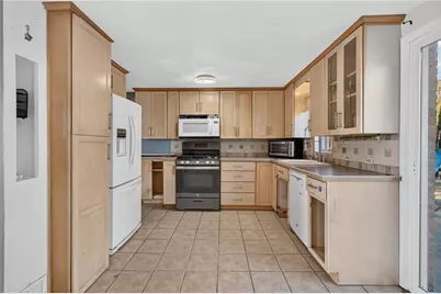 249 Creston Dr, West Mifflin, PA 15122 - Photo 11