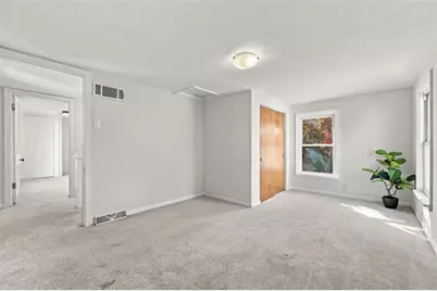 304 S High St, Zelienople, PA 16063 - Photo 29