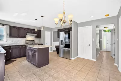 7020 Franklin Road, Seven Fields Boro, PA 16046 - Photo 5