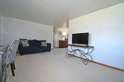 350 Jenny Lynn Drive, Moon/Crescent Twp, PA 15108 - Photo 7