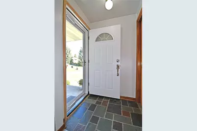 350 Jenny Lynn Drive, Moon/Crescent Twp, PA 15108 - Photo 3
