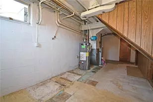 350 Jenny Lynn Dr, Moon/Crescent Twp, PA 15108 - Photo 27