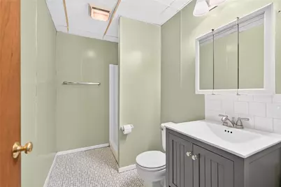 2025 7th Ave, Beaver Falls, PA 15010 - Photo 23