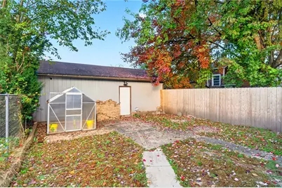 2025 7th Ave, Beaver Falls, PA 15010 - Photo 39
