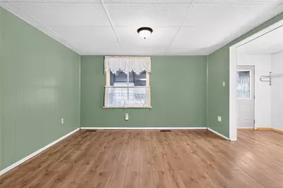 2025 7th Ave, Beaver Falls, PA 15010 - Photo 7