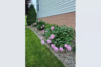 914 White Water Dr, Adams Township, PA 16046 - Photo 35