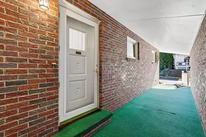 203 E Culvert Street, Zelienople, PA 16063 - Photo 5