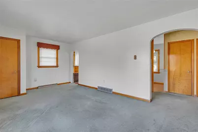 1774 Woodside Dr, Economy, PA 15003 - Photo 9