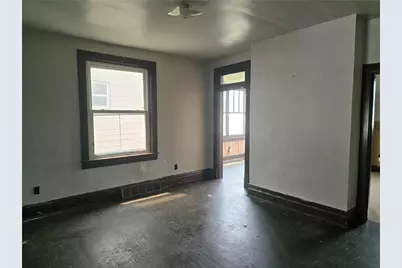 524 Ohio Ave, Glassport, PA 15045 - Photo 5