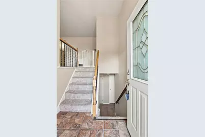 207 Manor Court, Bethel Park, PA 15241 - Photo 5