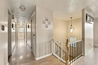 207 Manor Court, Bethel Park, PA 15241 - Photo 19